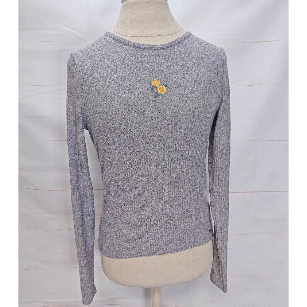 Hollister Preppy Gray w/ Yellow Flowers Ribbed Baby Tee Long Sleeve Super Soft